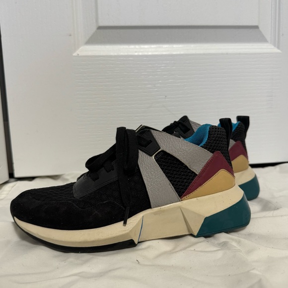 Via Spiga Black Colour Block Sneakers - Picture 3 of 4